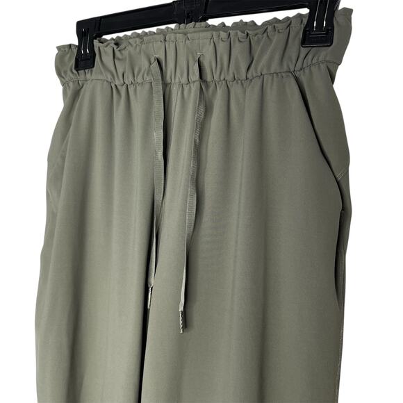 Lululemon Keep Moving Pant size 4 Grey Sage - Picture 5 of 16